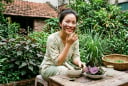 Trị nám bằng lá tía tô: Mẹo dân gian cực rẻ tiền giúp mờ đốm nâu, da trắng mịn sau vài tuần
