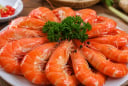 Cách luộc tôm đỏ au, thơm ngon không tanh: Bí quyết tưởng đơn giản nhưng nhiều người làm sai