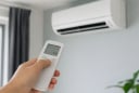 Điều hòa 26 độ và 28 độ chênh lệch bao nhiêu tiền điện? Nhiều người bất ngờ khi biết con số thực tế