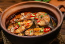 Vì sao kho cá bằng nước nóng? Nhiều người chưa biết