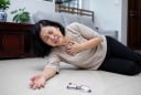 5 biểu hiện cảnh báo cơn đột quỵ sớm: Có 1 cũng nên gọi cấp cứu