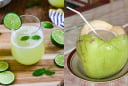 Trời nóng, uống nước chanh hay nước dừa tốt hơn?