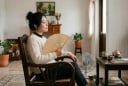 7 sai lầm khi dùng quạt điện trong mùa hè khiến hóa đơn tiền điện tăng cao, sức khỏe suy giảm
