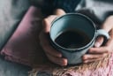 Thả chút muối vào cà phê: Mẹo hay ai cũng nên biết