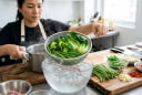 Cách xào rau giữ màu xanh và độ giòn tự nhiên
