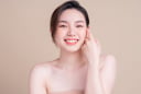 Muốn rãnh cười xuất hiện chậm hơn? 3 thói quen giúp duy trì làn da săn chắc sau tuổi 30