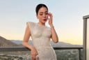 Lệ Quyên tung ảnh quyến rũ, bất ngờ đăng đàn đầy ẩn ý