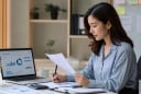 Phụ nữ tự chủ tài chính: Cơ hội nhiều hơn nhưng áp lực cũng lớn hơn