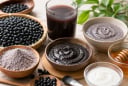 Cách dùng đậu đen giúp làm đẹp từ bên trong lẫn bên ngoài: Ăn, uống, đắp mặt đúng cách để da khỏe, tóc đẹp