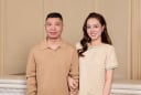 Vợ kém 15 tuổi lên tiếng tin NS Công Lý đập đồ đạc, vũ phu