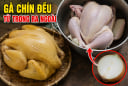 Luộc gà không cần nước, cho nửa củ này vào nồi gà chín đều từ trong ra ngoài