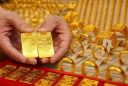 Giá vàng hôm nay 2/8/2026: Tuần 'lướt sóng' đắng chát, người mua 'đứng đâu cũng thua lỗ'