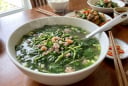 Loại rau dễ trồng bán đầy chợ Việt, mùa hè nên ăn thật nhiều: Thanh nhiệt trừ ẩm, giàu canxi gấp đôi sữa