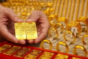 Giá vàng hôm nay 4/8: Đảo chiều giảm mạnh, SJC và vàng nhẫn 'bốc hơi' nửa triệu đồng