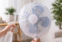Mẹo làm sạch quạt điện không cần tháo lắp: Sạch bóng như mới chỉ trong 5 phút!