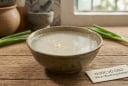 5 lợi ích bất ngờ từ nước vo gạo: Thứ nước tưởng vô giá trị hóa 'thần dược' tiết kiệm hàng triệu đồng!