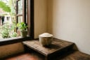Lý do ngày càng nhiều người đặt một cốc gạo ở góc nhà