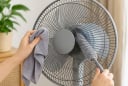 Cách làm sạch quạt điện không cần tháo rời khung: Mẹo đơn giản, nhanh gọn, quạt sạch bụi như mới