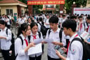 Điểm chuẩn đại học 2026: AI chạm 30 điểm, loạt ngành sư phạm và quân đội vượt 29