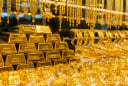 Bảng giá vàng 9999 24K 18K SJC DOJI PNJ hôm nay 19/8/2026