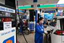 Giá xăng dầu hôm nay 20/8: Xăng đồng loạt tăng, dầu diesel tăng hơn 1.300 đồng/lít