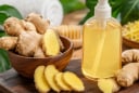 Dùng gừng tươi gội đầu: Mẹo đơn giản hỗ trợ sạch gàu, da đầu thông thoáng, tóc trông khỏe hơn