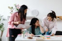 Phụ nữ tự chủ tài chính và cuộc sống khi dám bước ra vùng an toàn