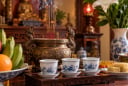 Tại sao thắp hương phải có nước? Khi hạ lễ có cần hạ nước theo không?