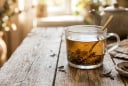 Uống lá sung khô hằng ngày được không?
