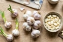 Mẹo bảo quản tỏi cả năm không mọc mầm, thơm ngon như mới mua