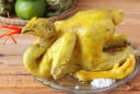 Cách luộc gà đông lạnh ngon ngọt, chắc thịt như gà tươi