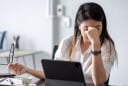 Phụ nữ hiện đại và áp lực đa vai trò: Làm gì để tránh kiệt sức?