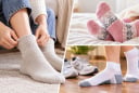 Đi tất thường xuyên có tốt cho sức khỏe không? 5 điều cần biết để tránh lợi bất cập hại