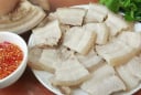 Cách luộc thịt lợn trắng hồng, mềm ngọt