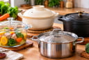Bạn đang dùng loại nồi chất liệu gì: Gang, thủy tinh, inox hay gốm sứ?