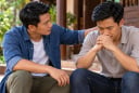 Anh em thân thiết cũng nên tránh giúp nhau 3 việc này, càng giúp càng dễ rạn nứt
