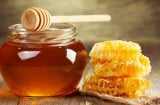 Uống mật ong đúng giờ bạn sẽ thấy cơ thể có sự thay đổi kì diệu nhanh chóng