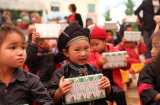 Món quà ý nghĩa của Vinamilk và Quỹ sữa vươn cao Việt Nam dành cho trẻ em khó khăn giữa đại dịch Covid