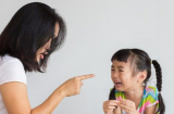 7 lỗi sai trong cách nuôi dạy con cái khiến trẻ luôn nói dối, không biết biết nhận lỗi về mình