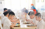 Xem xét tổ chức bán trú cho học sinh từ lớp 7 đến lớp 12 tại Hà Nội
