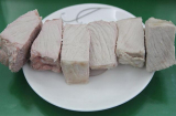 Thịt lợn luộc mãi vẫn hồng đỏ: Không phải chưa chín hay thịt có vấn đề, nguồn nước nhà bạn đang nhiễm khuẩn mạnh