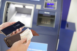 Rút tiền ở cây ATM bị nuốt thẻ: Làm ngay việc này để lấy lại nhanh, không cần chờ mở khóa