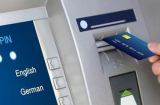 Thẻ ATM bị khóa có rút tiền, chuyển tiền được không?