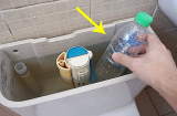 Đặt chai nhựa vào bể chứa nước của bồn cầu, lợi ích to lớn, nhà nào cũng nên áp dụng