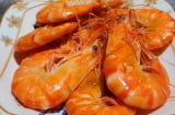 Cách luộc tôm đỏ au, mềm ngọt, dễ bóc vỏ, không tanh