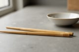 Loại đũa nào tốt cho sức khỏe? Cách chọn và sử dụng đũa an toàn