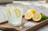 Pha nước chanh muối uống vào buổi sáng: thải độc, giảm cân nhanh gấp 2 lần