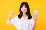 Vay tiền trong thời đại số: Chị em cần chuẩn bị gì trước khi quyết định?