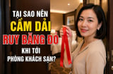 Tại sao nên cầm dải ruy băng đỏ khi tới phòng khách sạn?