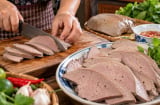 Mẹo luộc gan heo trắng hồng, không khô bở